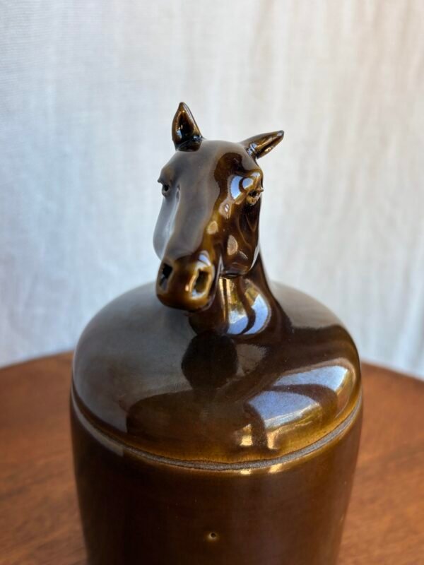 Boite céramique cheval Bai