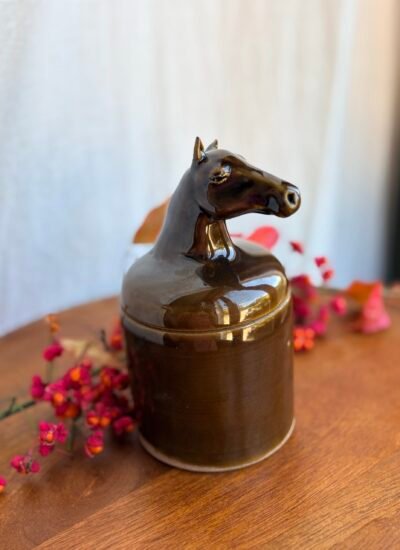 Boite céramique cheval Bai