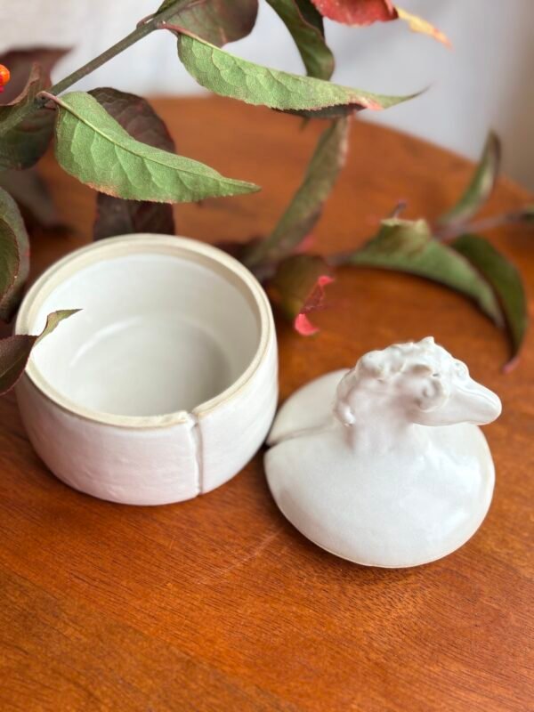 Boite céramique cheval