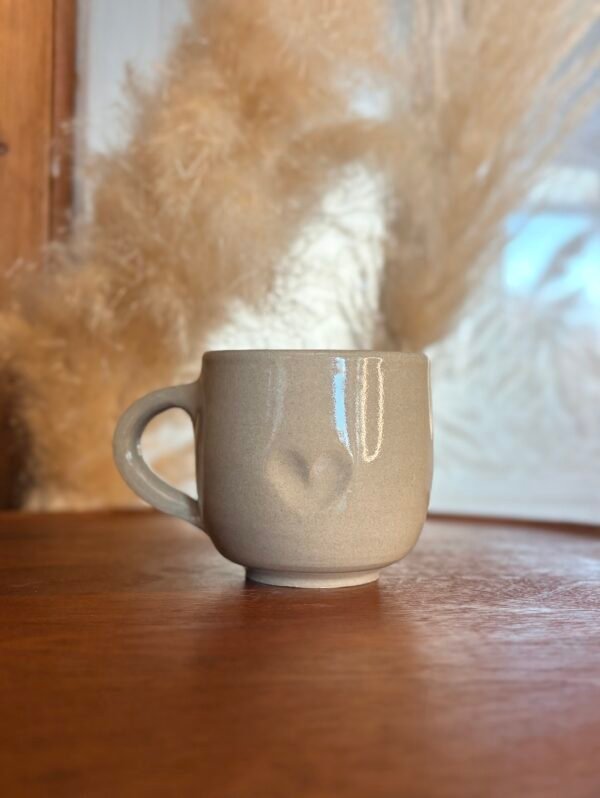Tasse céramique artisanale empreinte cœur